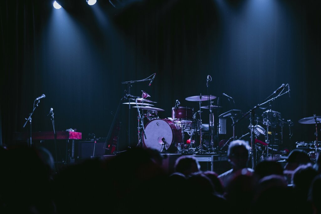 Music Industry Trends 2025: AI Composers, Virtual Concerts, and Beyond